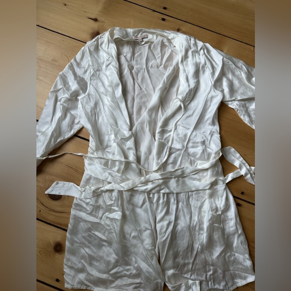 Morgan Lane The Langley Robe in chalk, 100 % SILK, XS/S - Picture 9 of 9